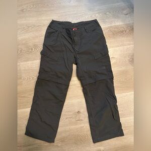 Northface Women’s Short Court Pants